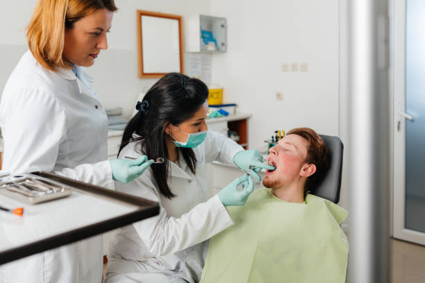 Best Broken Tooth Emergency  in Ferndale, CA